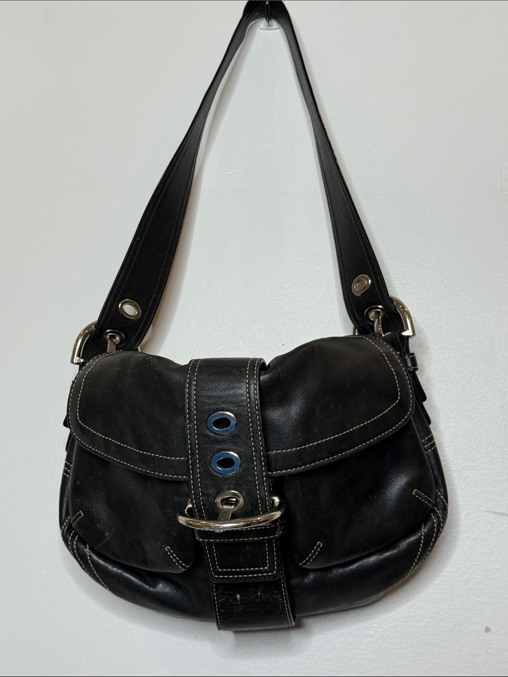 Y2K Coach Leather Soho Shoulder Bag with double pockets